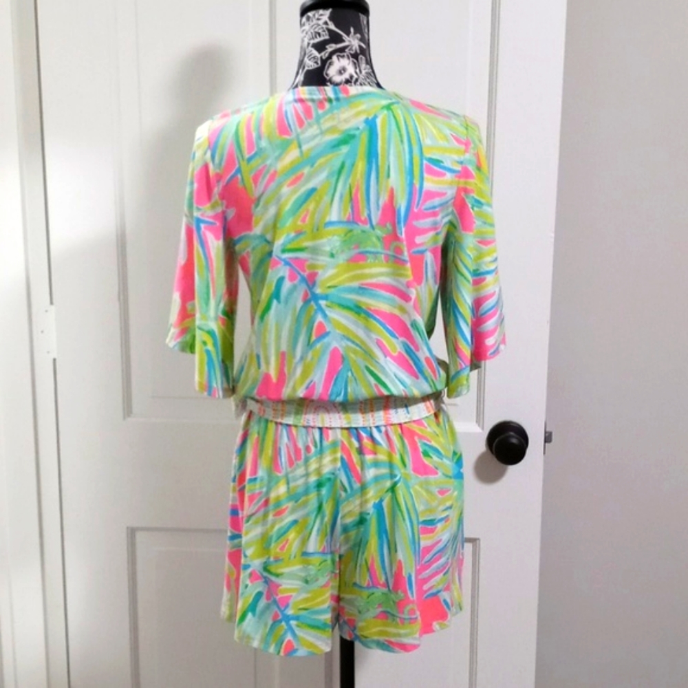 🆕 🌴HTF Lilly Pulitzer🌴 - Madilyn Romper - Picture 2 of 16